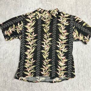 Cooke Street Honolulu Hawaiian Button Up Shirt